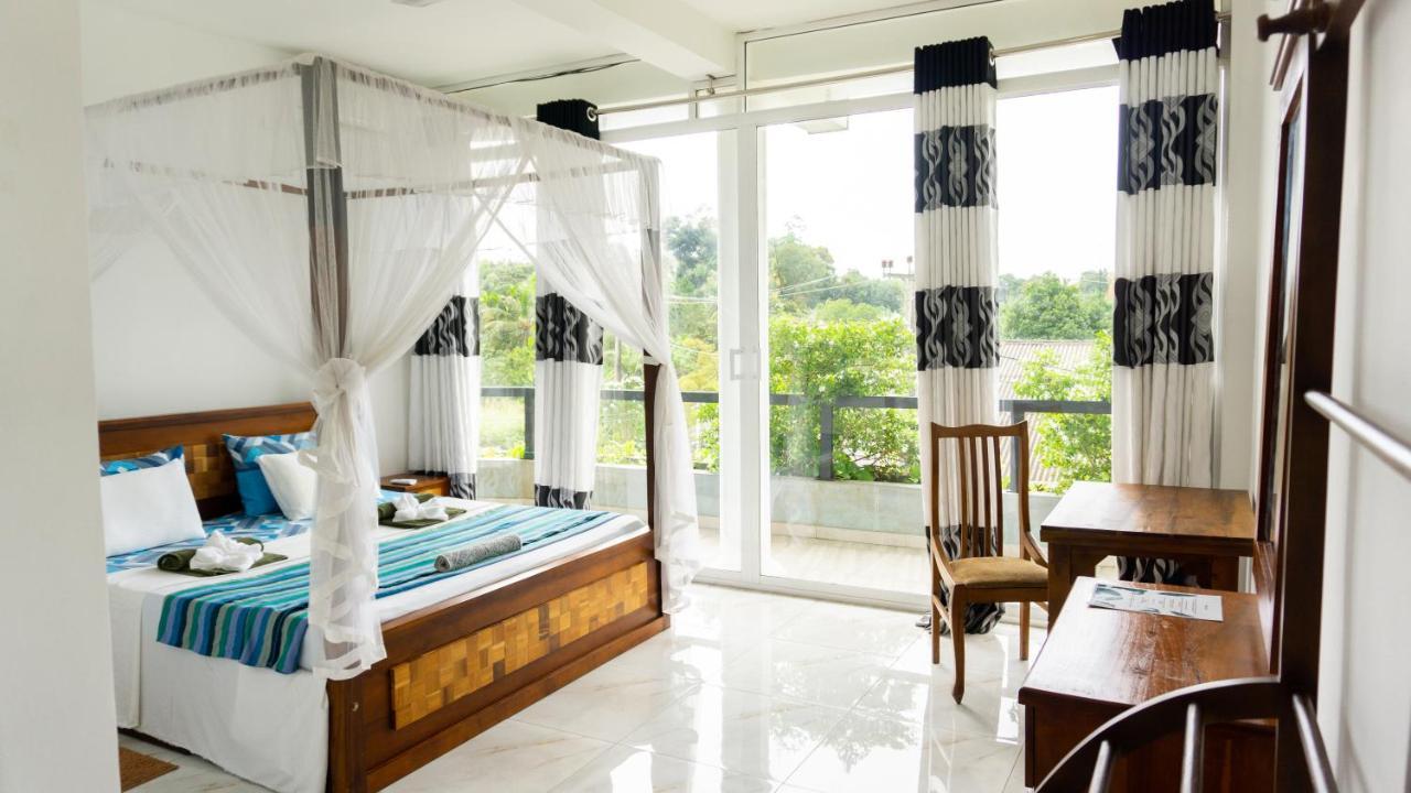 Memories Weligama Exterior photo